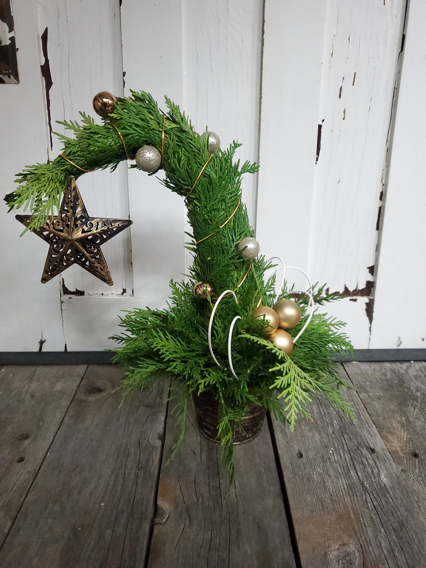 Grinch Whoville Cedar Tree - Fernwood & Co