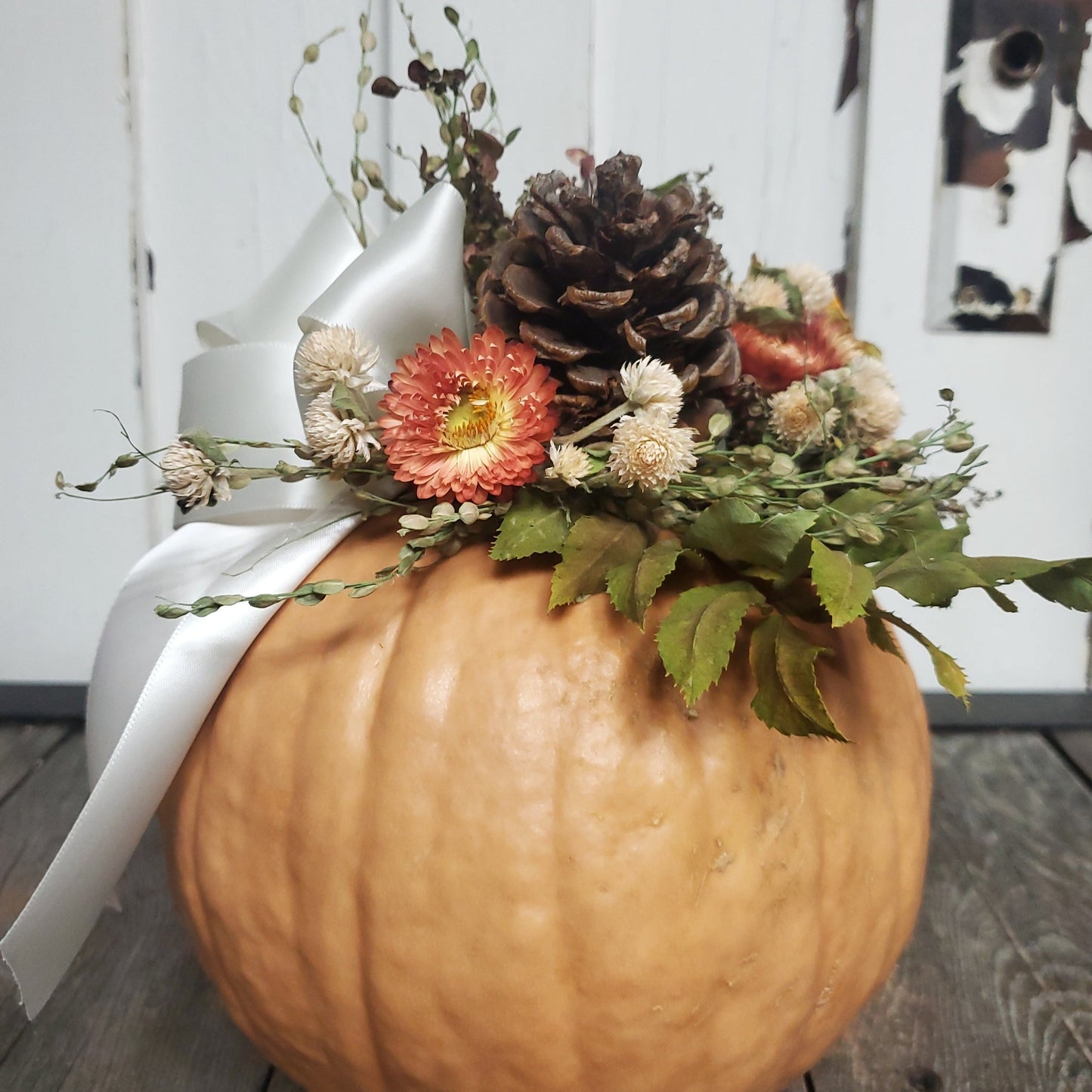 Medium Peach Dried Flower Pumpkin Arrangement - Fernwood & Co